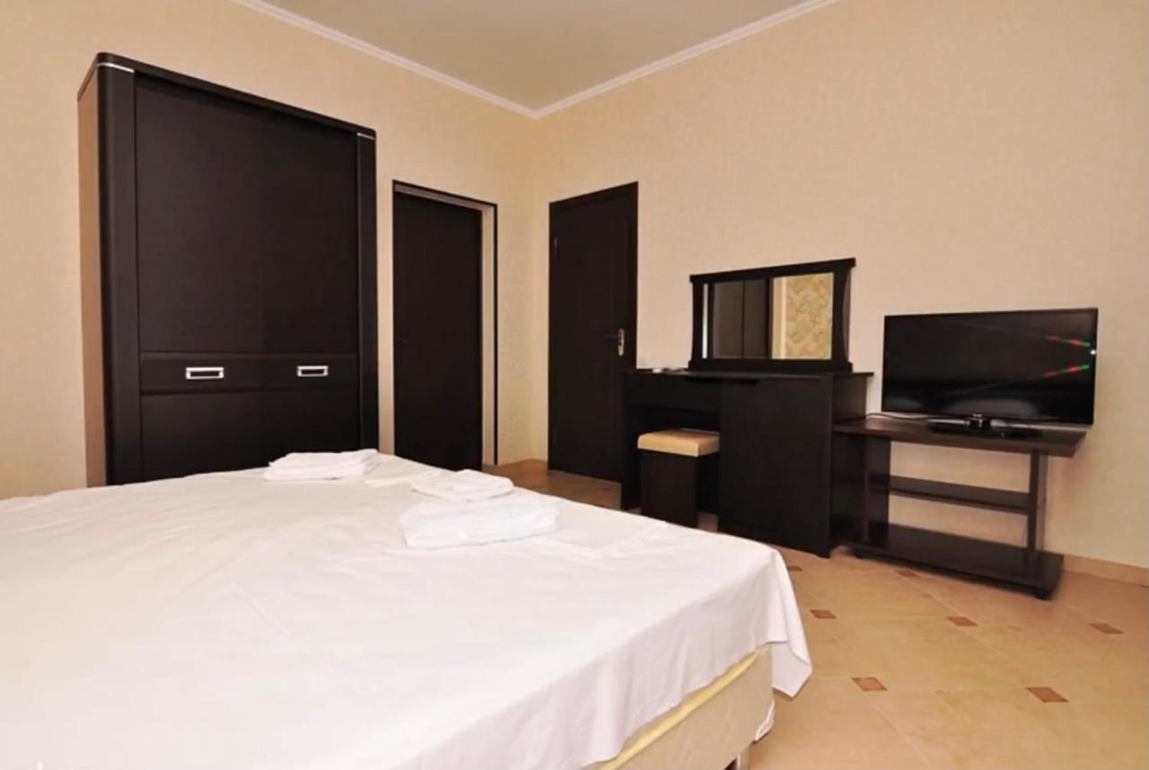 Коралл - Coral Sea Hotel 桑德雷什 外观 照片