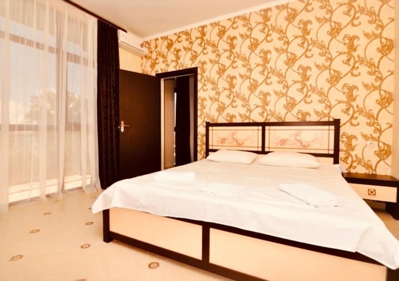 Коралл - Coral Sea Hotel 桑德雷什 外观 照片